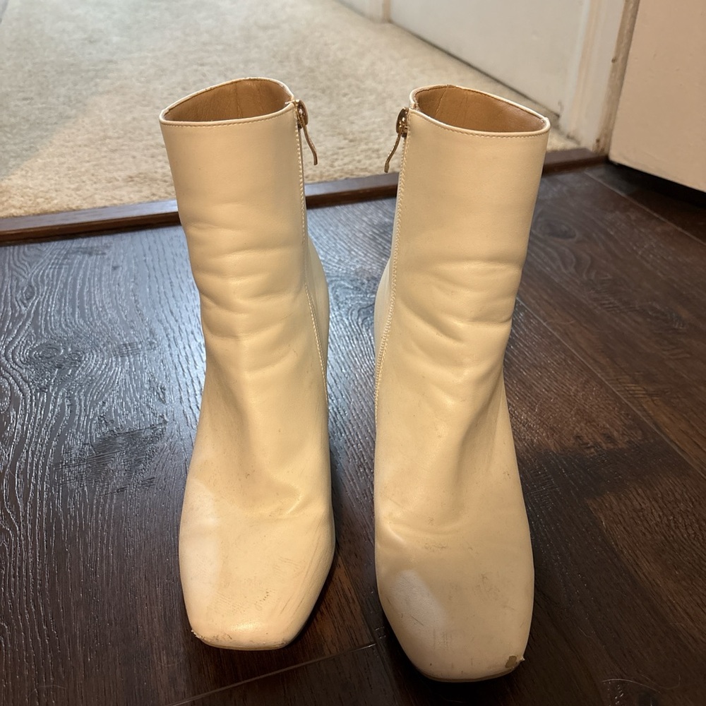 Elegant White Ankle Boots